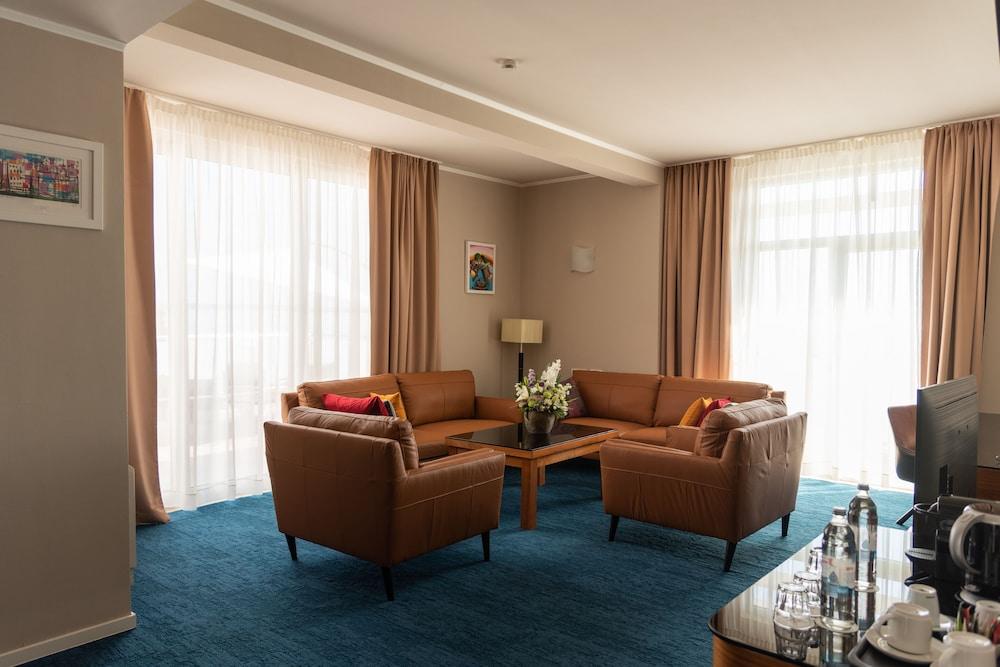 Lero Hotel