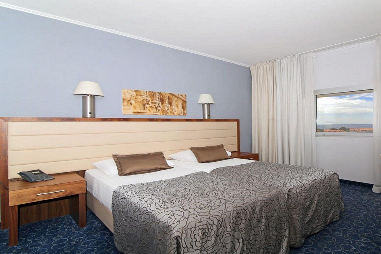 Lero Hotel 4*