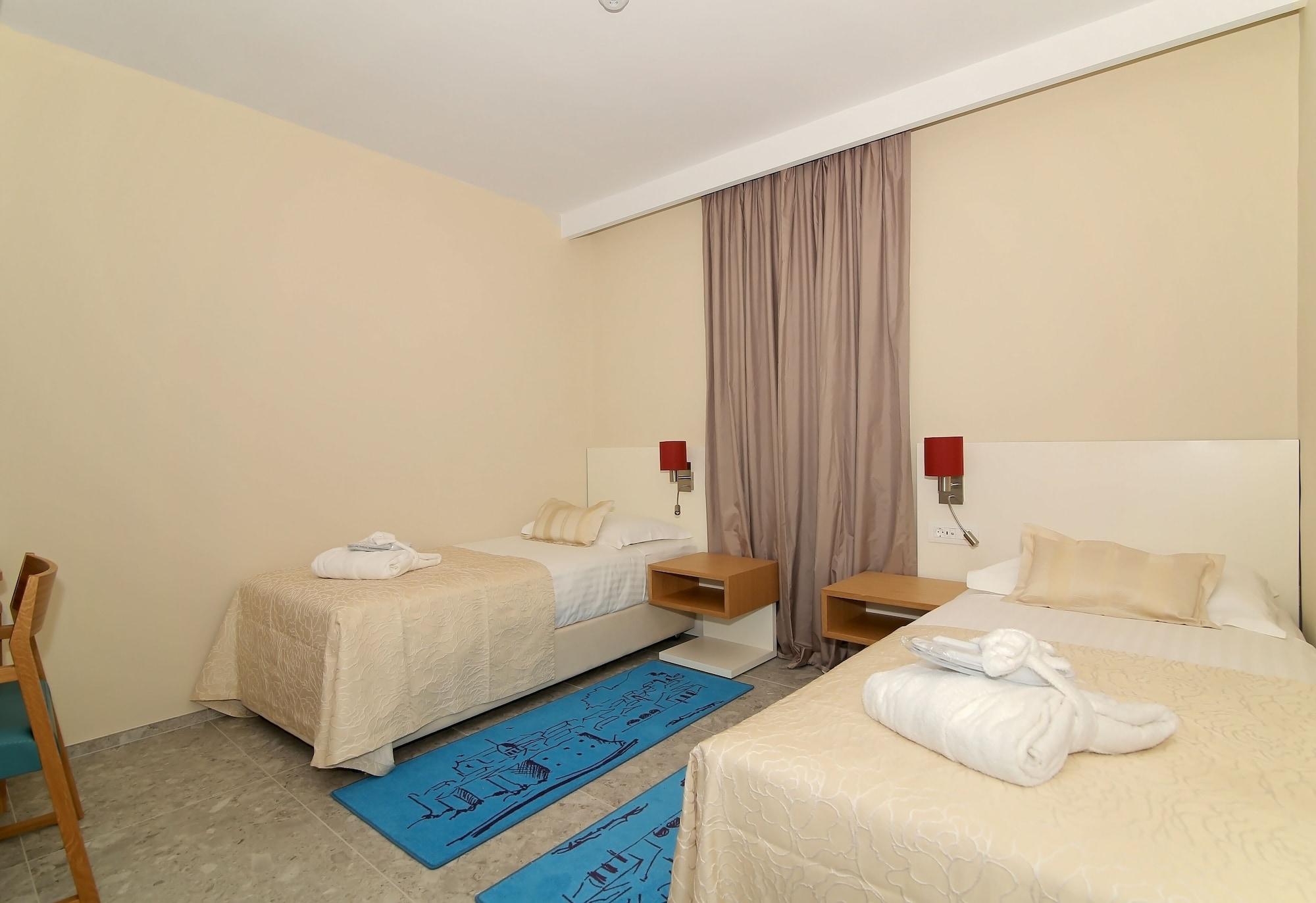 Hotel Lero 4*